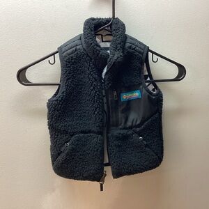 Columbia Toddler Reversible Black Sherpa Vest - 2T
